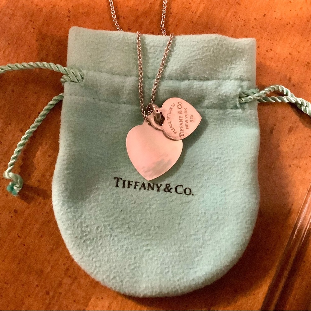 Return to Tiffany’s Silver and MOP Heart  Necklace